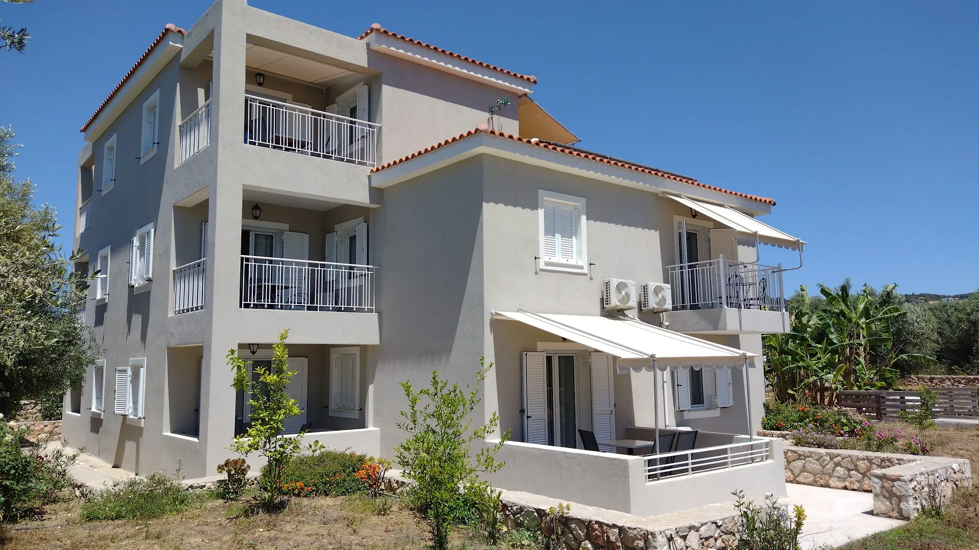 Casa De Rosa Apartments & Studios Svoronata Apart Otel